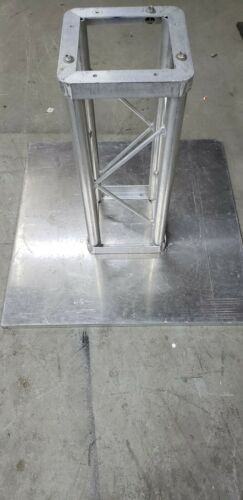 Tomcat 12x12 truss and 30