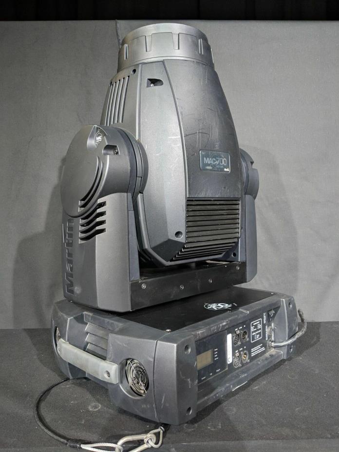 MAC700 Wash  lot of 24 units w/case in very good Condition!