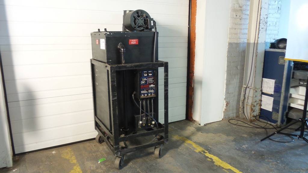 City Theatrical SS6000 Dry Ice Fogger