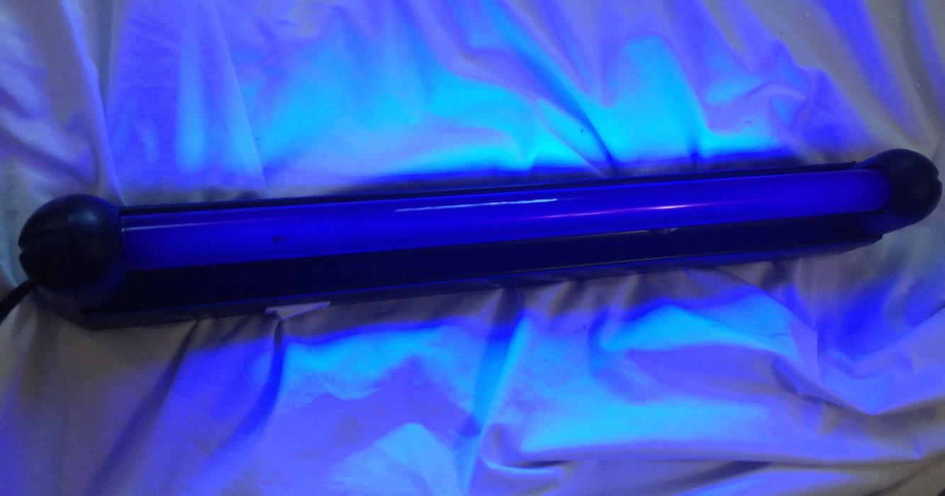 Lampi Black Light UV Blacklight Dorm Party Music Light Fixture 19 1/2