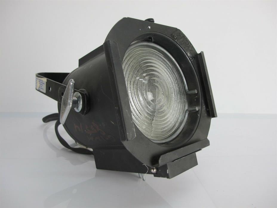 Altman 65Q Fresnel Stage Light Fixture with Lamp