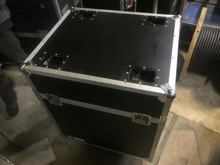 High End Studio Spot 575's. 4 Total, sold in pairs