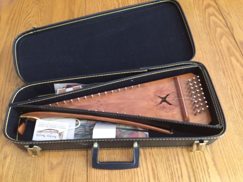 Unicorn Strings - Bowed Dulcimer Psaltery in Box - Complet...