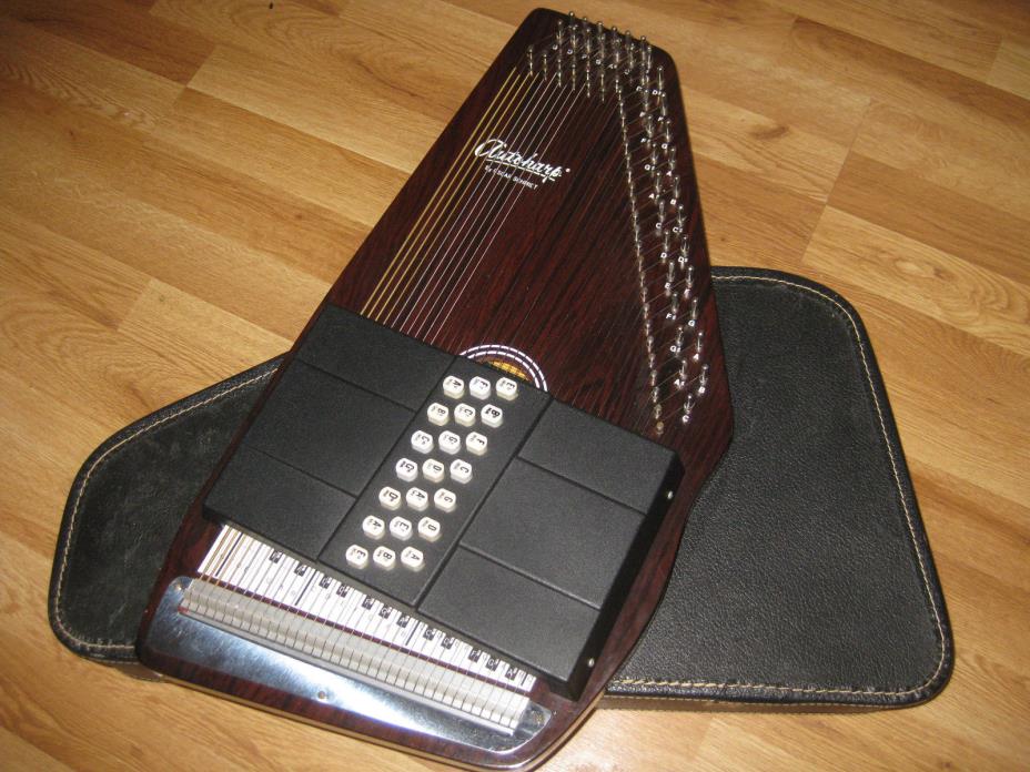 Autoharp Oscar Schmidt 21 Chord Made in the USA with Case Ready to Play