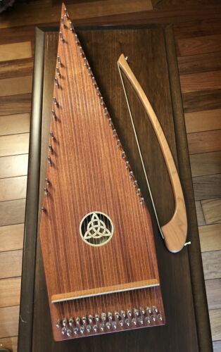 Bowed Psaltery - Hand crafted, Includes Bow and tuning wrench