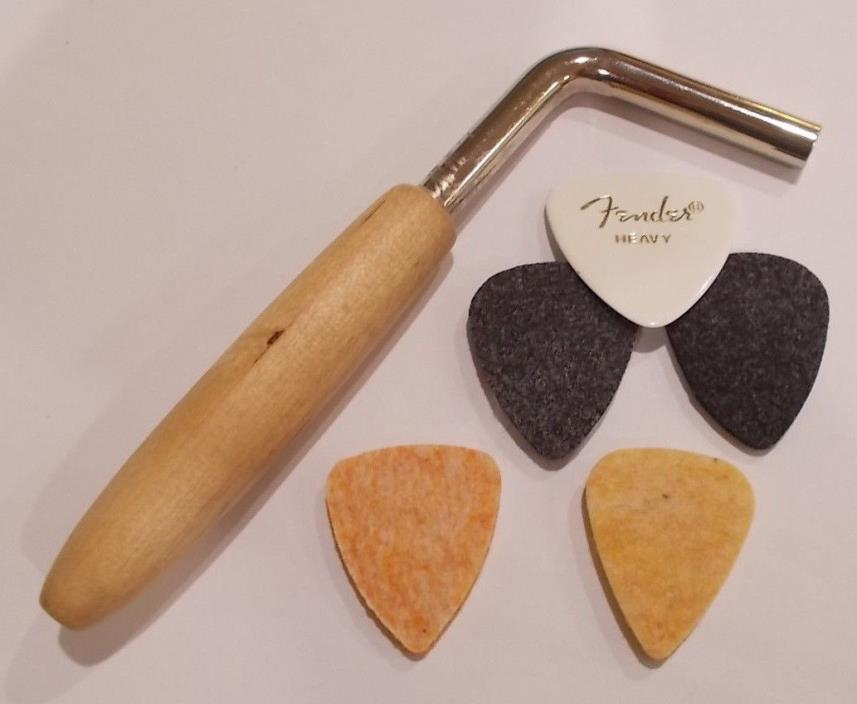 Autoharp Tuning Wrench + 4 Felt Picks + 1 guitar pick     FREE SHIP!