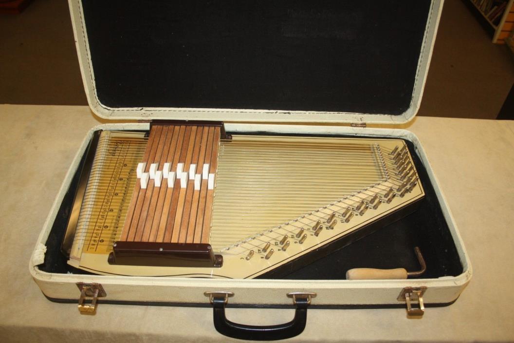 Vintage Oscar Schmidt 15 Chord 36 Strings Autoharp with Case and Tuner
