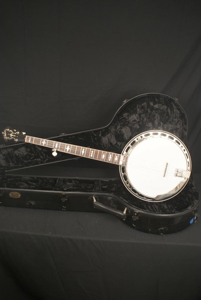 1997 Gibson RB3 5 string Banjo with Charlie Cushman set up and Superior Case