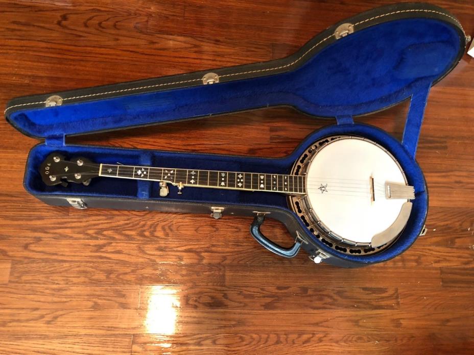 Banjo Ode 5 String Closed-back in excellent condition