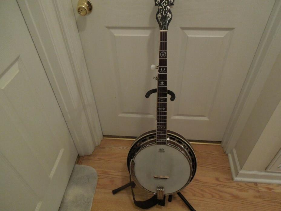 Morgan Monroe 5 string banjo Rocky Top