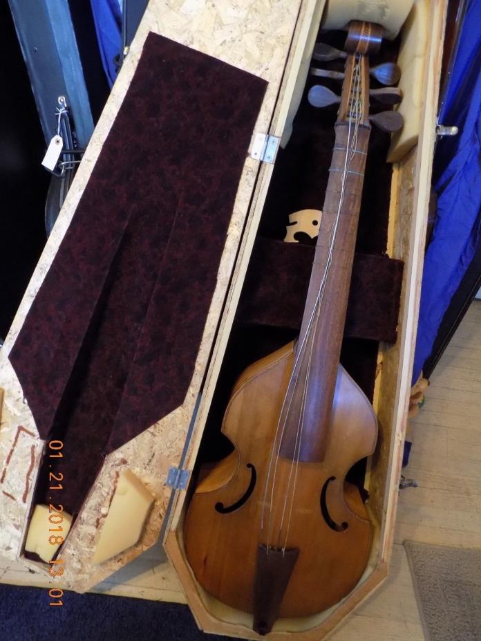 Viola Da Gamba, Neil Hendricks