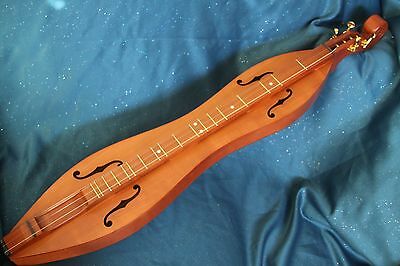 Applecreek Traditional Hourglass Dulcimer, Solid Cherry Back and Sides, with Bag