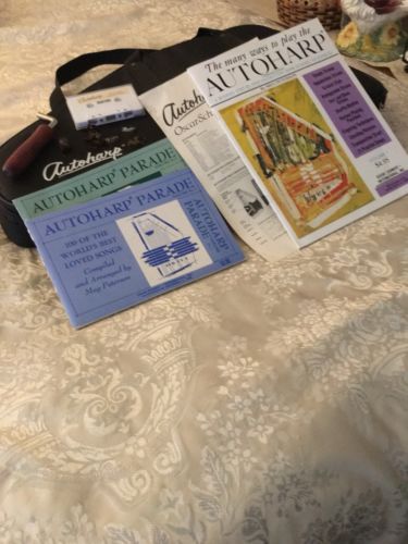 Oscar Schmidt Auto Harp Model #OS-2C Serial #911539likebrandnew/books,tuningtool