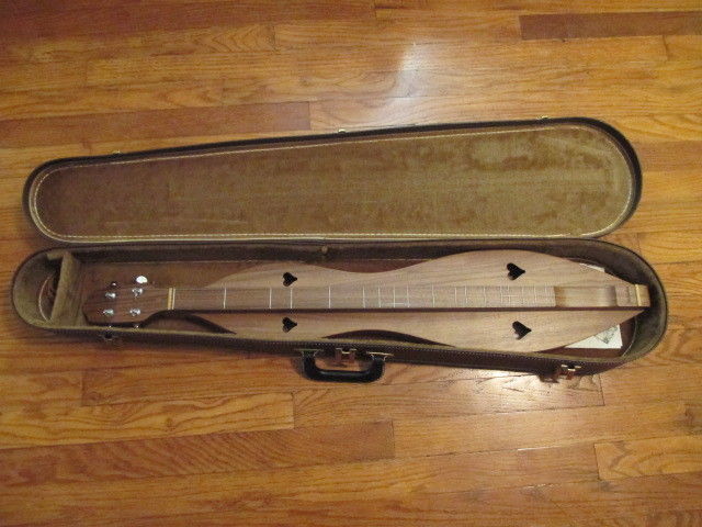 Lynn McSpadden Mountain Dulcimer SS-W, & Case Signed by Larry McSpadden