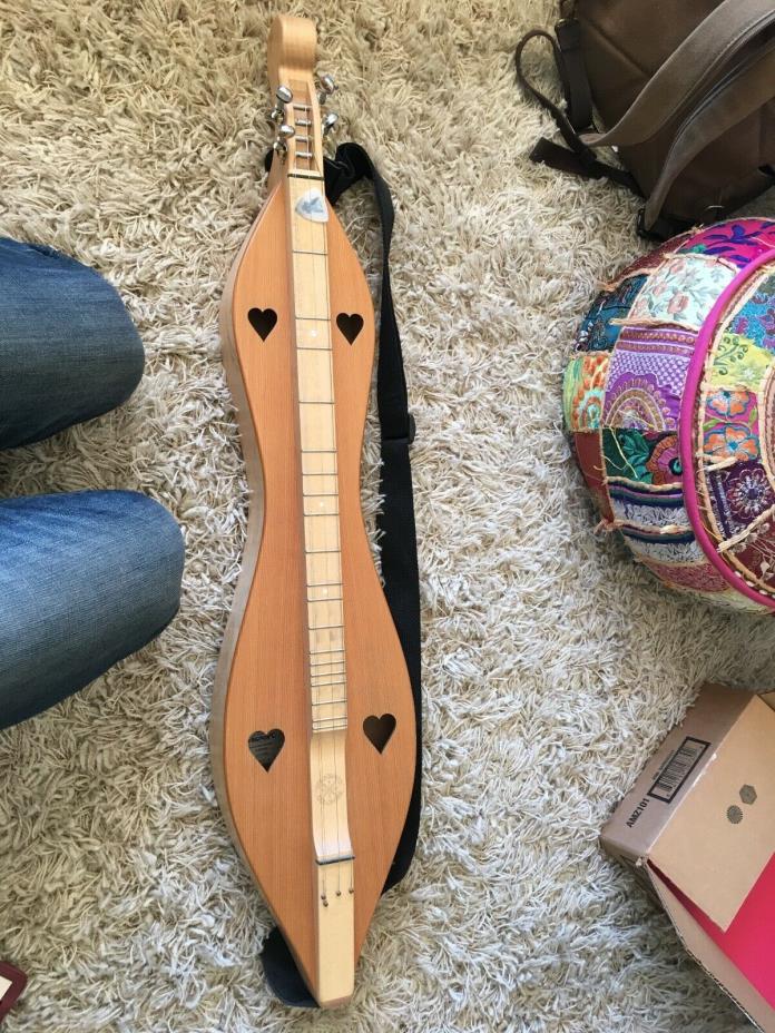 Folkcraft D Series Mountain Dulcimer Maple head body/sitka spruce Great Cond!
