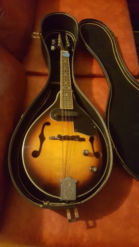Used Fender 52E Sunburst Mandolin—Acoustic/Electric with Hard Shell Case