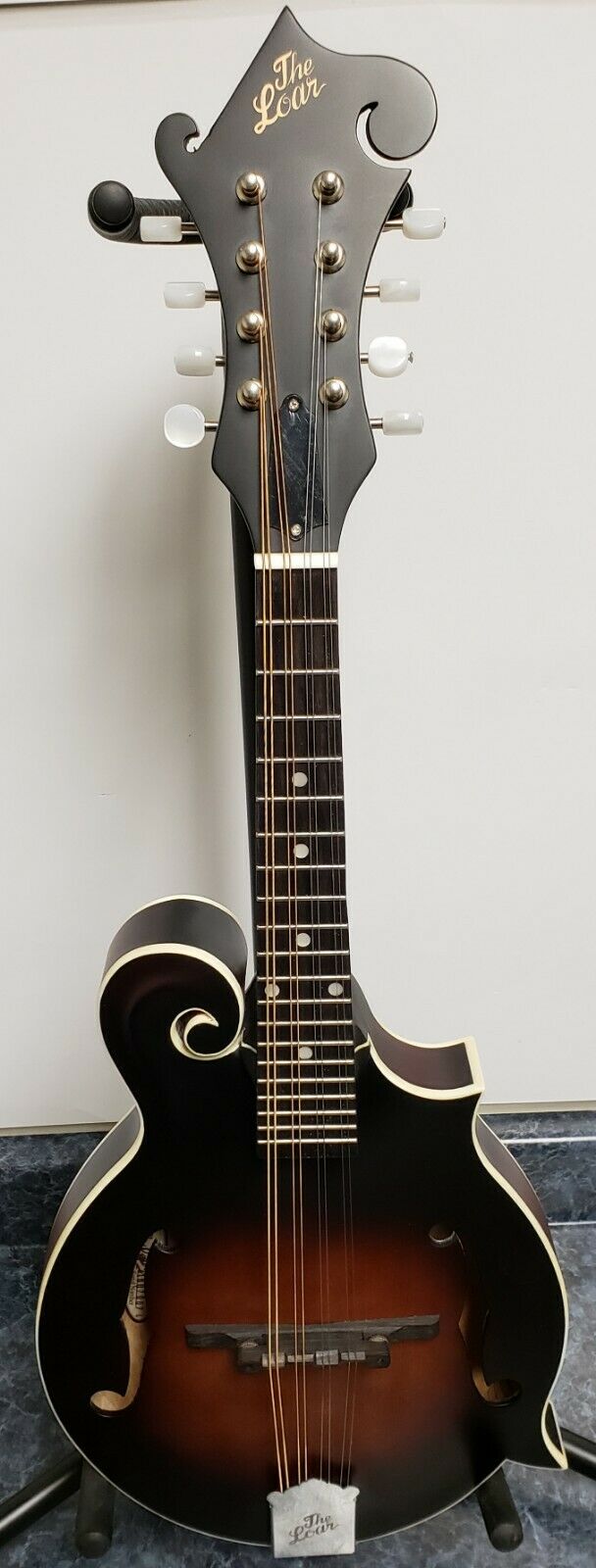 The Loar LM-310F-BRB Mandolin w/case