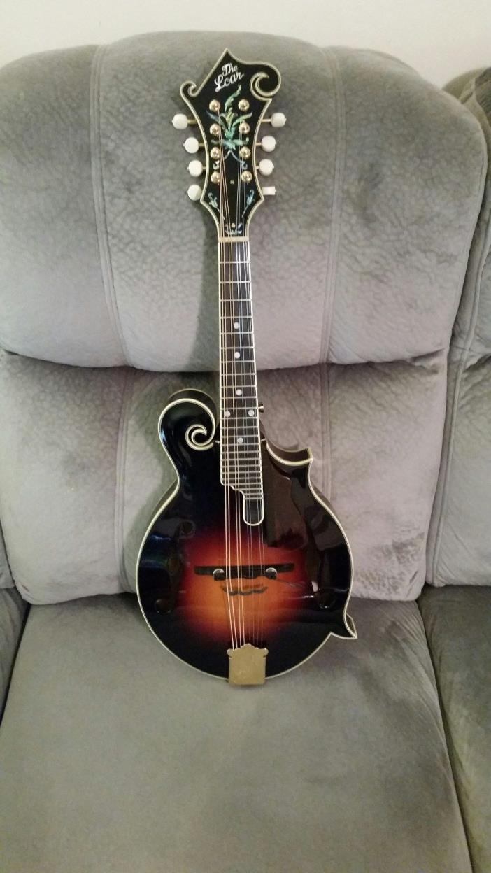 LOAR LM-700-VS CUSTOM MANDOLIN 1 OF A KIND USED ONLY FOR A FEW STUDIO RECORDINGS