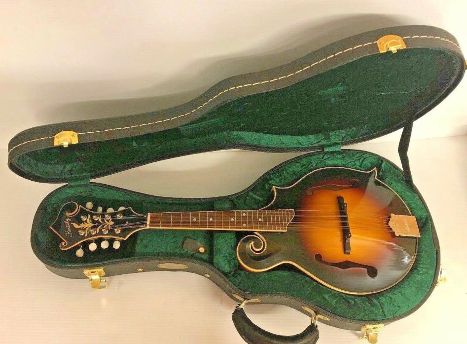 Kentucky Mandolin Model KM-630 in Traditional Sunburst w/ Case - Mint!