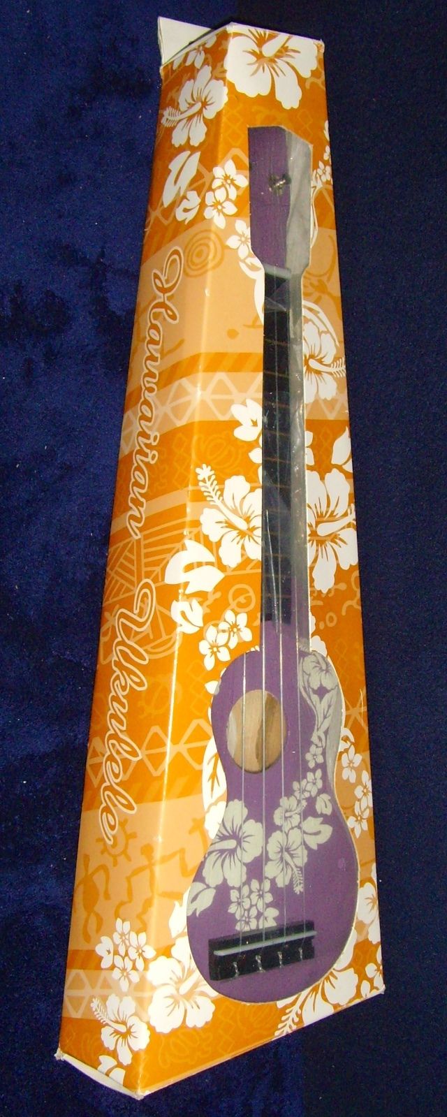 Brand New in Box!•Universal Trading Worldwide•19 inch•Hawaiian Ukulele•Wrapped!