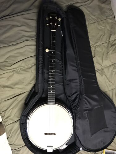 Iida Classic Late 70’s Or Early 80’s 5 String Closed Back Banjo With Soft Case