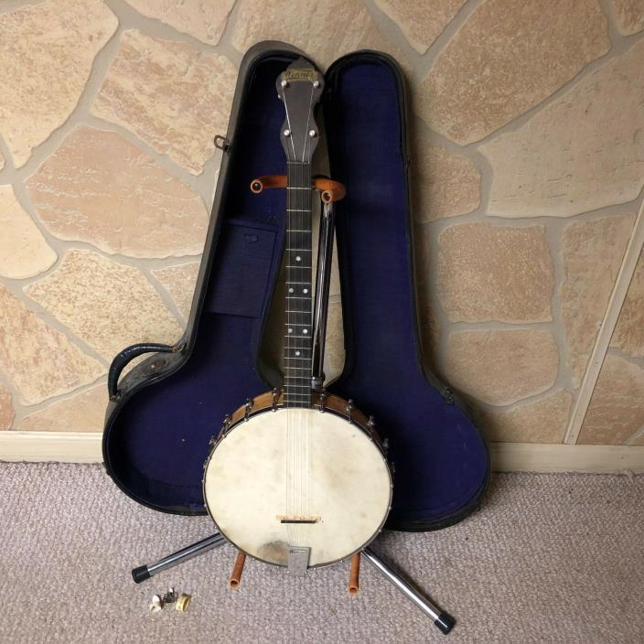 Vintage Winner 4-String Maple Banjo & Case