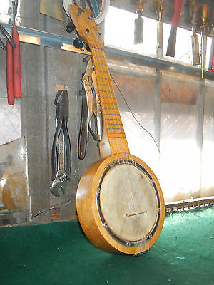 Vintage La Pacific Antique 4 String 21