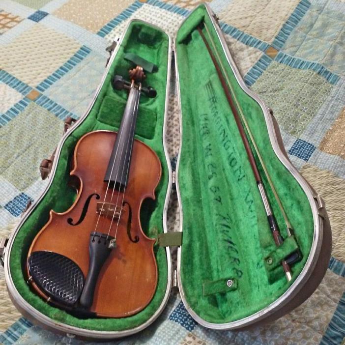 Vintage 3/4 Violin & Bow & Roth Hard Case, Germany Copy of Antonius Stradivarius