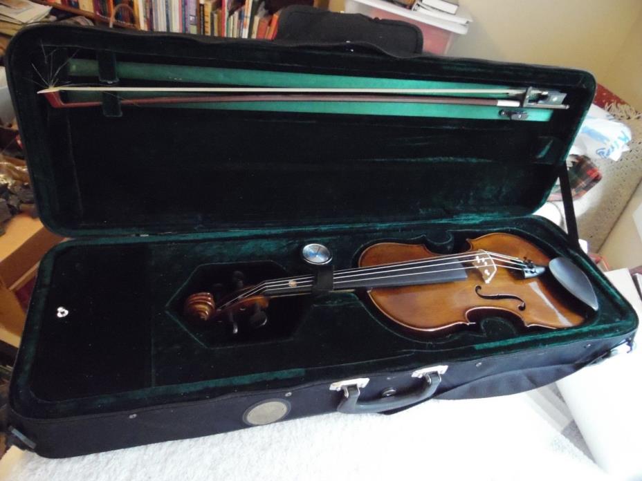 Full Size Cremona Fecit Anno Domini 2008 With Hygrometer Case & Bow & Strings