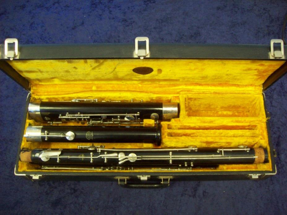 CLASSIC QUALITY! LINTON 5K BASSOON ELKHART IND USA + CASE