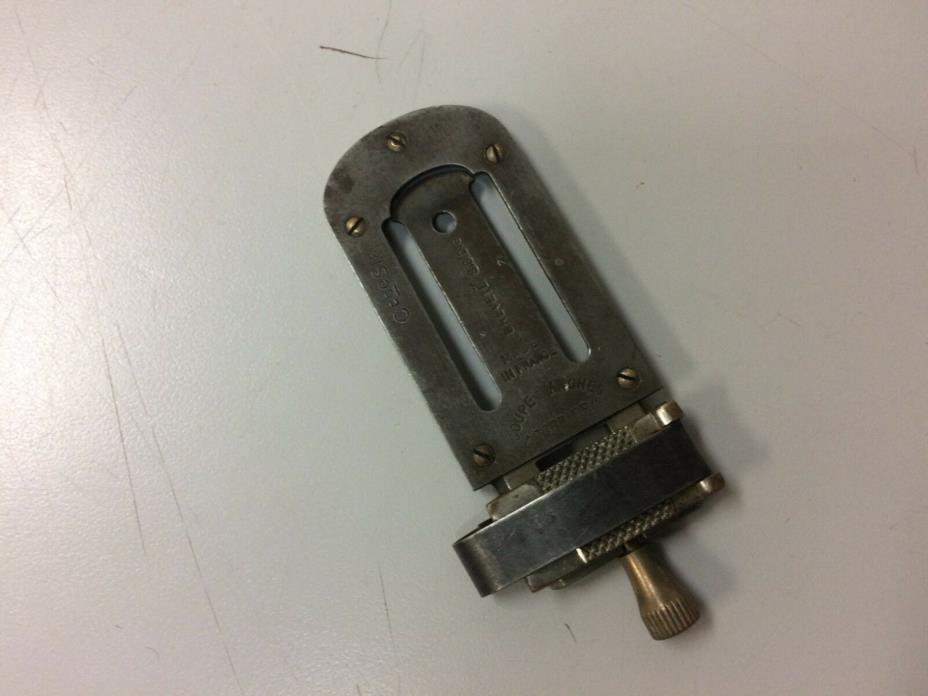 Vintage Cordier Bb Clarinet Reed Clipper