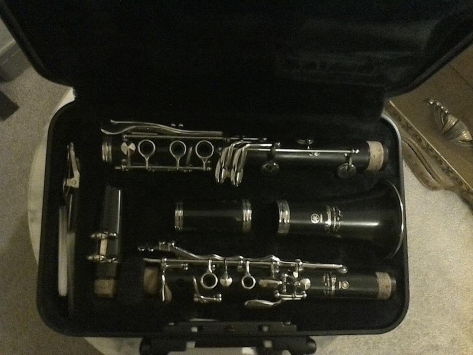 Yamaha advantage YCL 200 AD clarinet reed is 4c beautiful condition works good