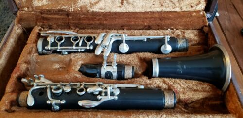 Artley 28S Clarinet With Beautiful Hard Case