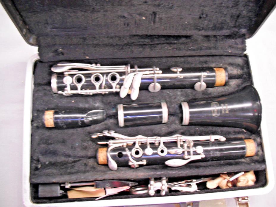 ?? Bundy Selmer resonite clarinet ?? back to school instrument w/case ! #636875
