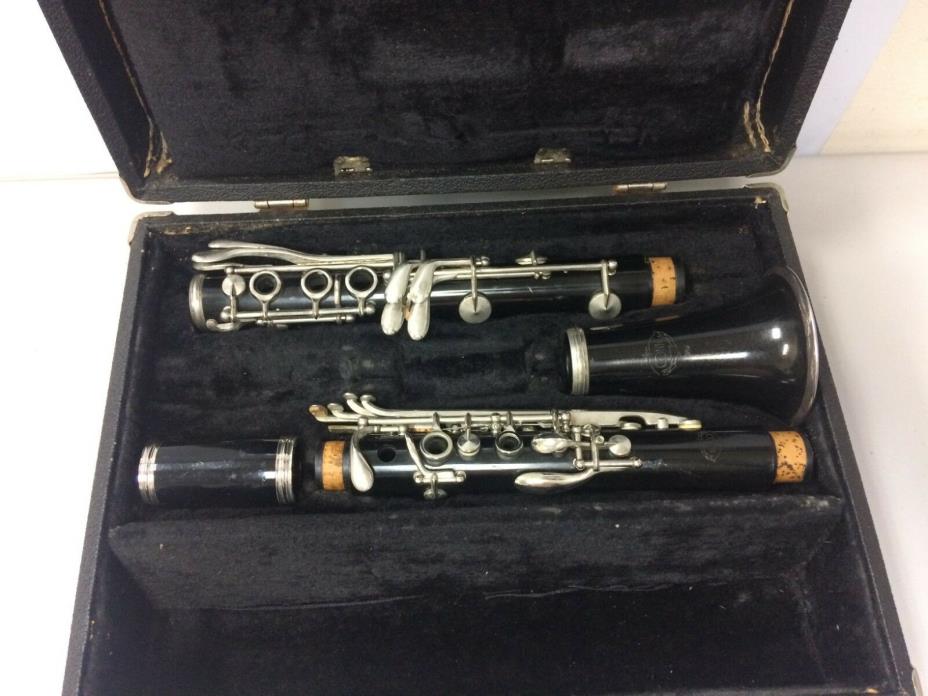 Vintage Conn Model 16 Bb Clarinet