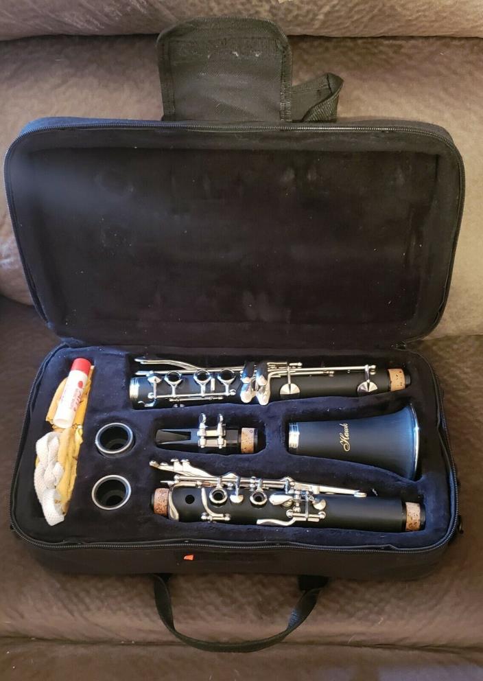 Hawk Bb Clarinet Matte Finish with Case, Mouthpiece, Cleaning kit & Reeds