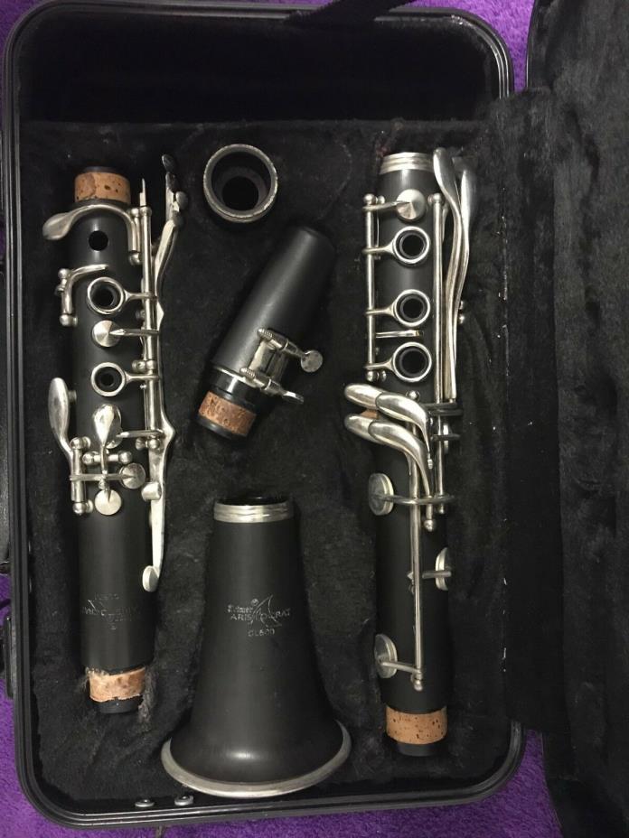 CL-600 Clarinet used in fair condition case included