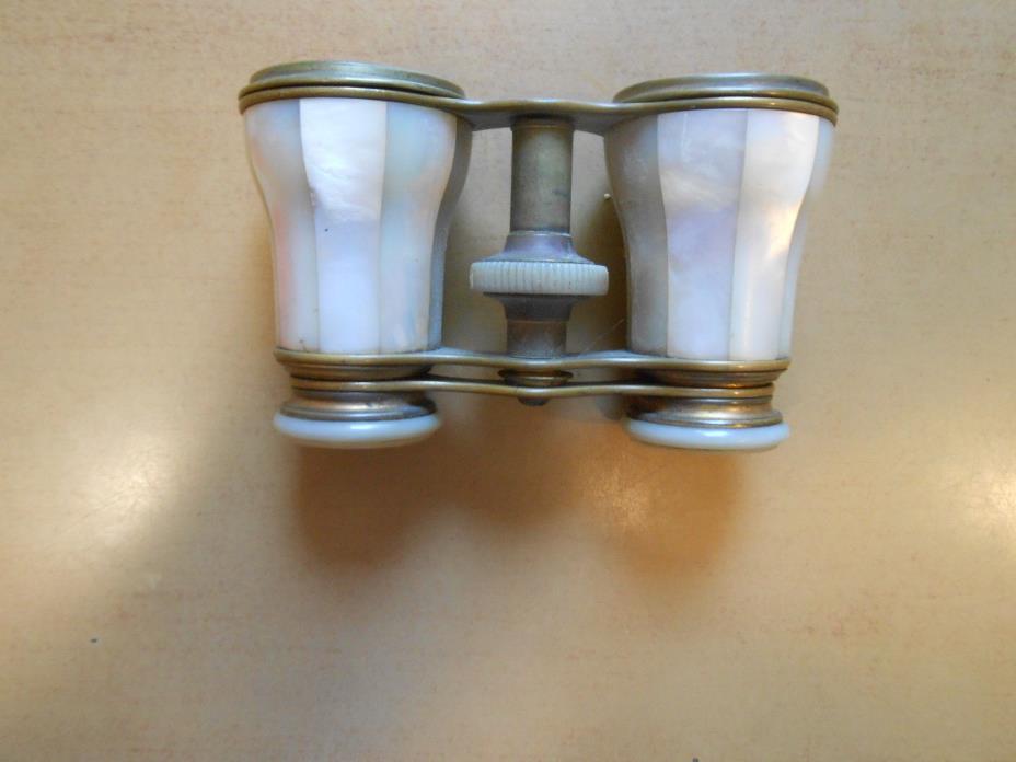 ANTIQUE LEMAIRE PARIS MOTHER OF PEARL OPERA GLASSES, NO CASE