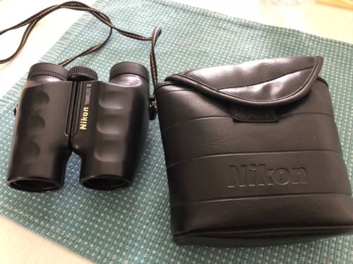 Nikon Travelite III 9x25CFx5.6 Binoculars w Case Made in Japan