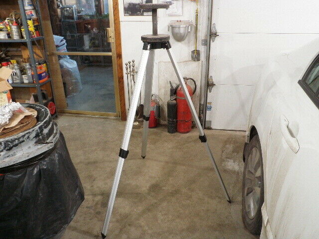 Meade 882 Telescope Tripod With Case ETX-60 ETX-70 ETX-80