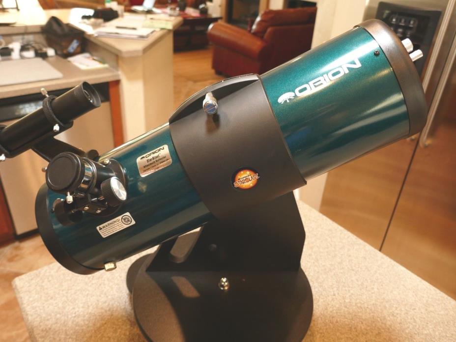 Orion 10015 StarBlast 4.5 Astro Reflector Telescope (Teal)+(2)eyepieces&cover
