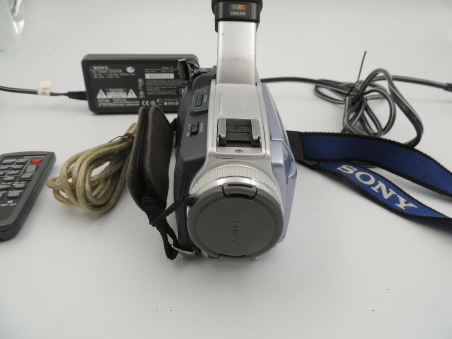 Sony Digital Handycam DCR-TRV38 MiniDV Camcorder Player with Charger & Remote