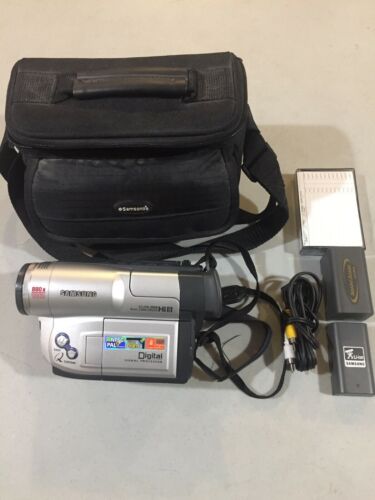 Samsung SCL906 SCL-906 8mm Hi8 Analog Camcorder - Tested - No Charger