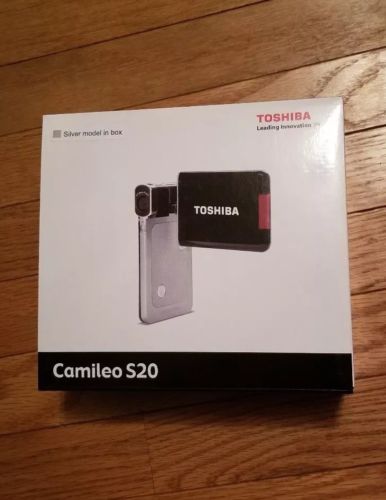 NEW TOSHIBA Camileo S20 FULL HD Pocket Camcorder, High Definition 1080p (Silver)