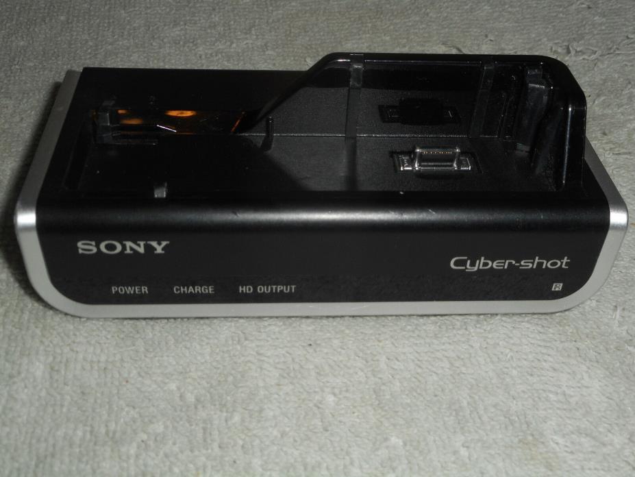 Sony Cyber-Shot Station Model No. CSS-HD1  with Cables Tested and Working