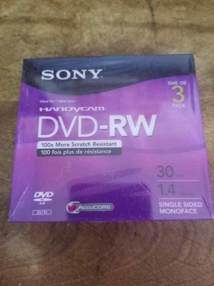 SONY Handycam Mini DVD-RW for DVD Camcorders 3-Pack | 30 min  1.4 GB  3DMW30R2HC