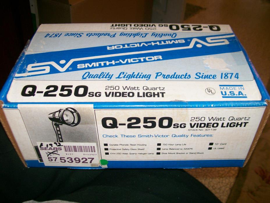 Smith Victor Q-250 SG Video light 250 Watt Quartz. Made in The U.S.