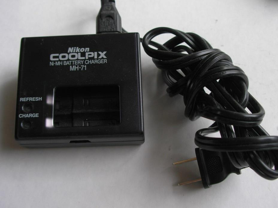 Nikon COOLPIX Ni-MH AA Battery Charger MH-71