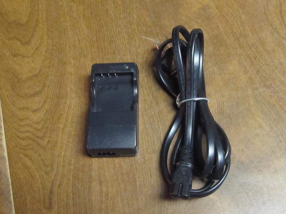 Fujifilm Battery Charger Model No. BC-40 for FinePix Series Digital Cameras