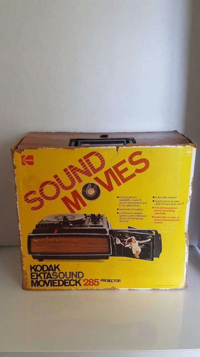 Vintage Kodak Ektasound Moviedeck 285 Projector. Sound Movies WORKS